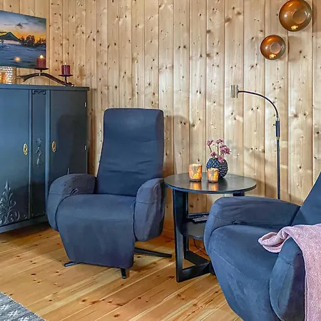 4 Bedroom Gorgeous In *