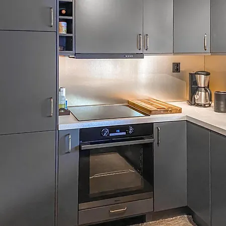 4 Bedroom Gorgeous In Vakantiehuis