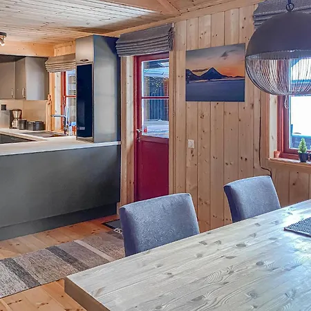 Dom wakacyjny 4 Bedroom Gorgeous In